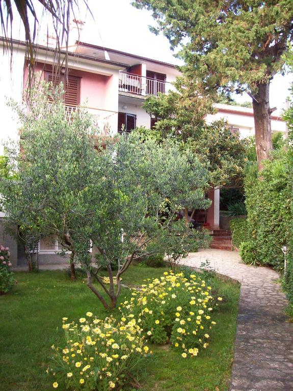 Apartments Rozic Rab Town Luaran gambar
