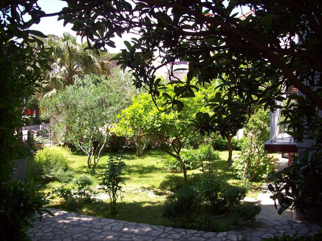 Apartments Rozic Rab Town Luaran gambar
